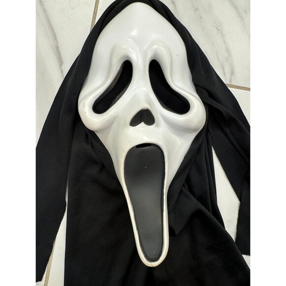 Ghost Face SCREAM Halloween Costume Mask Fun World Easter Unlimited Horror Robe - Picture 12 of 12